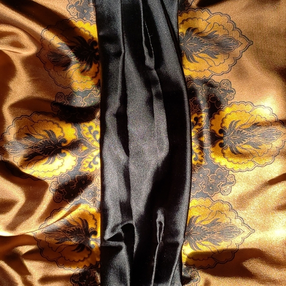 Le Chateau Women's SM cocktail dress brown with gold and black accents. - Picture 10 of 10